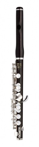 Yamaha YPC-62R Flet Piccolo.jpg