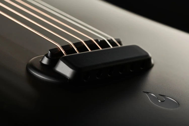 LAVA MUSIC ME 2 Freeboost BK 14.jpg