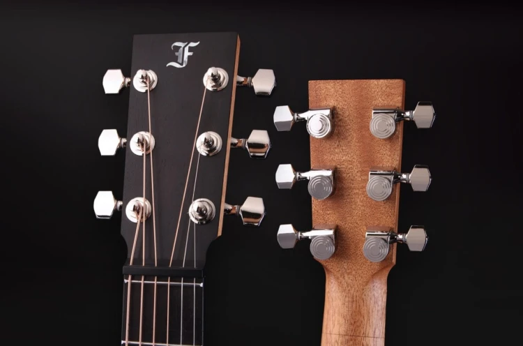 Furch Little Jane LJ 10-CM 3.jpg