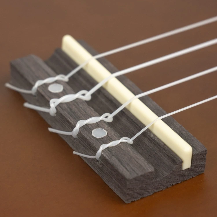 Cascha EH 3953 Limewood Ukulele Sopranowe SET 8.jpg