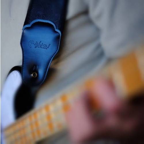 RightOn Straps 709 Groove B-Charm Black 2.jpg