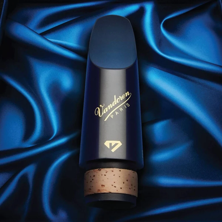 Vandoren CM1005 2.jpg