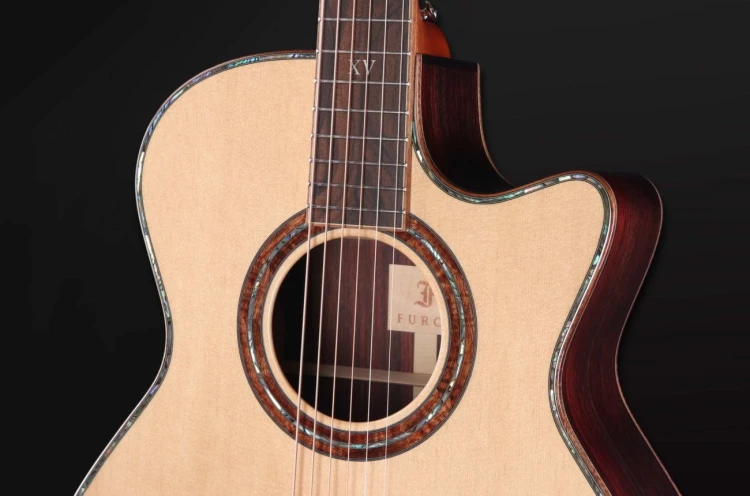 Furch Red Deluxe Gc-SR 5.jpg