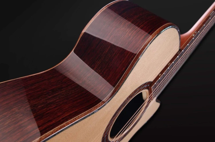 Furch Red Deluxe Gc-SR 6.jpg