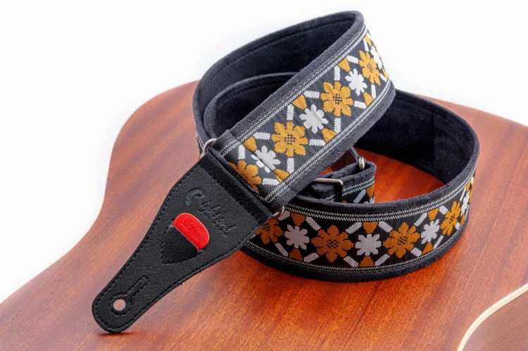 -john_lennon_guitar_strap-legend-casino-(3)-1663854301.jpg