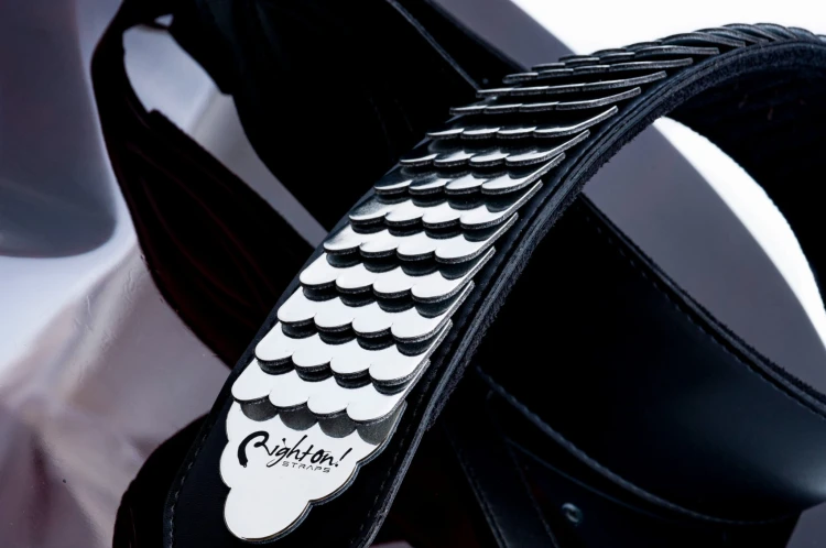 guitar-strap-python-john-lennon-(9)-1679919974.jpg