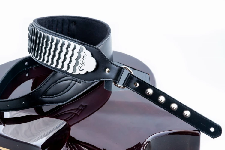 guitar-strap-python-john-lennon-(10)-1679919975.jpg
