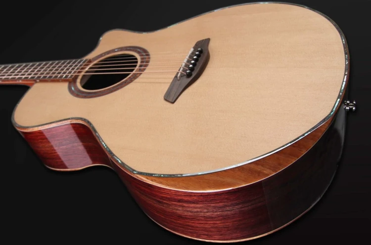 Furch Red Deluxe Gc-SR 12.jpg