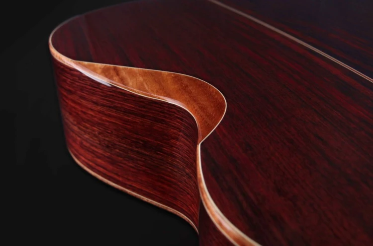 Furch Red Deluxe Gc-SR 13.jpg