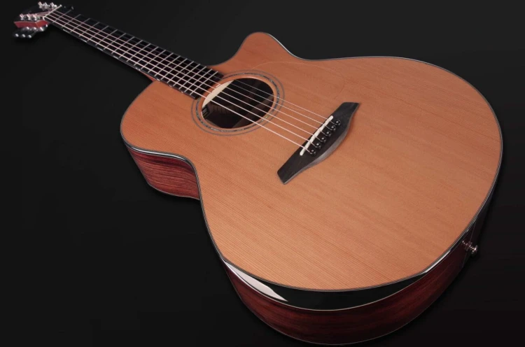 Furch Yellow Deluxe Gc-CR 10.jpg