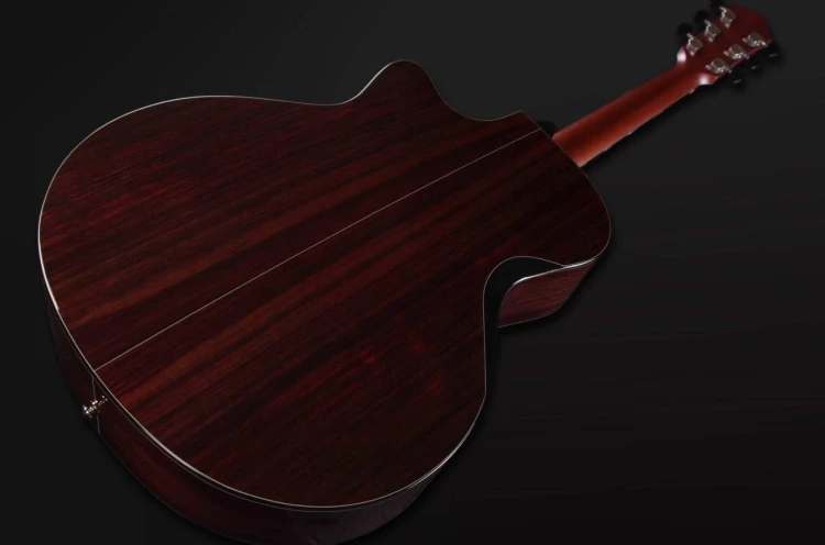 Furch Yellow Deluxe Gc-CR 12.jpg